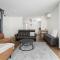 One minute drive to Moiwa ski field - 14 minutes to downtown - Саппоро