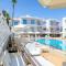 Piazza Napa Suites