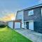 Beach Retreat-3 Bed-Pet friendly-Central location