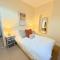 Chic-2 Bed-City Centre-Sleeps 4 - Free Parking - Hereford