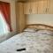 3 Bedroom Self Catering Static Caravan - Steps