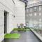 Prime location, Panoramic city views, Surround Balcony Near Train Stn - Central Luton - Luton