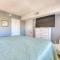 Beach House Condominiums B504 - Beachfront with Pool, WiFi, & Beach Service - Дестин