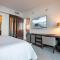 FB Miami Beach Sorrento Private Ocean Luxury Suite