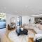 Luxe Retreat 5-Bedroom Designer Home Pool & Cinema - Brighton & Hove