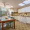 Stunning Home In El Campello - El Campello