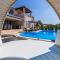 Tolles Ferienhaus In Deklići Mit Privatem Pool