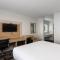 Country Hearth Inn-Toccoa - Toccoa