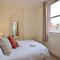 Chic-2 Bed-City Centre-Sleeps 4 - Free Parking - Hereford