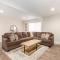 Obispo Modern Oasis with Heated Pool and BBQ - Mesa