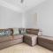 Harbour Haven Penthouse with Marina view, Balcony and BBQ