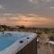 White Desert House Luxe Hideaway Views Spa - Yucca Valley