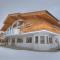 Chalet Apartment Ski and Golf by Kaprun Rentals