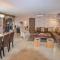 Nice Home In Sarrians With Wifi - 萨尔里昂