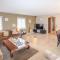 Nice Home In Sarrians With Wifi - 萨尔里昂