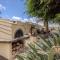 Luxury Canarian villa with large pool and guesthouse - Teguise