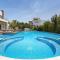 Royal Oasis Villa