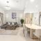 SML Vacation Homes - Sky High Apartments with Burj Khalifa and Dubai Fountain Views at Grande Signature, Downtown Dubai