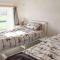 Relaxing 1Br Escape - Near Beaches & Nature Walks - Brynteg