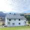 Gorgeous Home In Åheim - Åheim