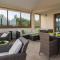 Nettes Ferienhaus In Pomer Mit Privatem Pool