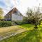 Farmhouse in Heinkenszand with garden - heinkenszand
