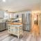 Steps to Ocean Surfside Beach Home with Patio - 默特尔比奇