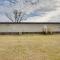 8 Mi to Dtwn Greenville Pet-Friendly Family Home!