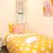 Comfortable Seaside Studio & Courtyard