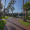 Modern beachside condo wHeated pool 2BR-2BA - Саут-Падре-Айленд