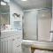 Modern beachside condo wHeated pool 2BR-2BA - Саут-Падре-Айленд