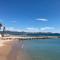 Le Ciel Bleu - vue mer, toute à pied plage et commerce - Fréjus