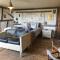 FoxesDen, Unique Eco Cabin, Dartmoor views