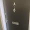 Modern 3BR Near Docks Free Parking Fast Wi-Fi