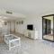 Beachfront Condo 2 pools beach access Private Patio Short walk to The Ritz Carlton 5002 - فرناندينا بيتش