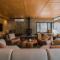 Wildacres Luxe 40 Acre Australian bush escape with private cliffs