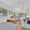 Chic Family Friendly 4BR Retreat Near Redcliffe