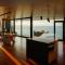 Cliff House - Exceptional Cliff-top Holiday Home - 纳尔逊