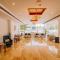 Hotel Seven Lights