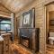 Lakefront Log Cabin On Emerald Isle With Hot Tub - 什里夫波特 Lakefront Log Cabin On Emerald Isle With Hot Tub - 什里夫波特