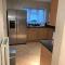 Comfy, Cosy Small Double with Wi-Fi - Earley