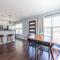 4BR Hyde Park Oasis with Pool Jacuzzi Cabana - Austin