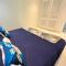 Blue Icon Apartment at Mambo Beach with pool - 威廉斯塔德