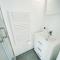 Chambre et salle de bain PRIVÉE dans Appartement PARTAGÉ avec toilettes partagés - Talence - Tram B - Ref R1 - 塔朗斯