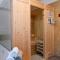 Apartment Kapitan with climbing wall