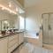 Vegas Vibes 4BR with Poolspa, Perfect for groups - Las Vegas
