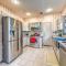 Vegas Vibes 4BR with Poolspa, Perfect for groups - Las Vegas