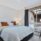 Coastal Retreat Coastal Retreat