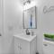 Chic & Modern 2BD Near CAE - West Columbia