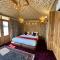 New York Houseboat